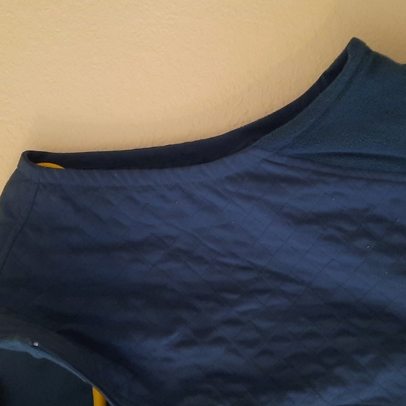 Columbia Blue Vest  *BOGO* - Picture 3 of 6